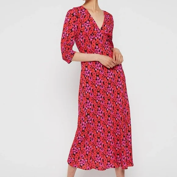 white christmas dresses Rixo Midi Dress Camellia Floral Print Pleated Silk Size Small Long Sleeve V-Neck main image 1